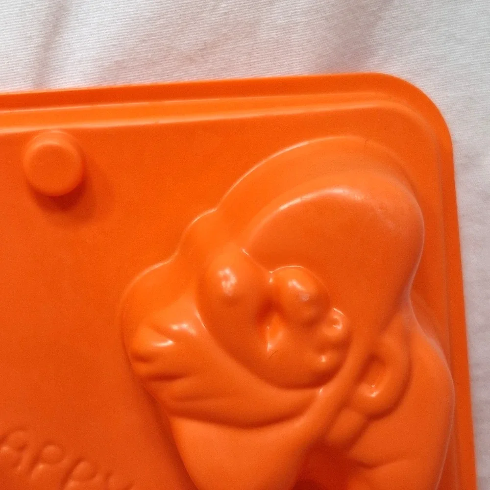 3 Vintage Jello Jigglers Mold Halloween Shapes Jell-o Shots Bats Ghosts Pumpkins